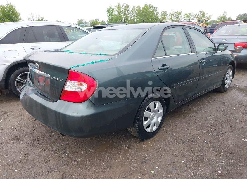 Photo 4 of 2002 Toyota Camry LE (VIN 4T1BE32K82U500344)