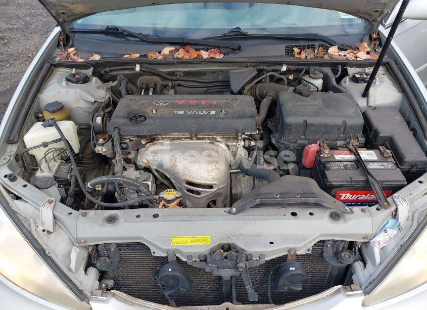 Photo 10 of 2002 Toyota Camry LE/XLE/SE (VIN 4T1BE32K82U504135)