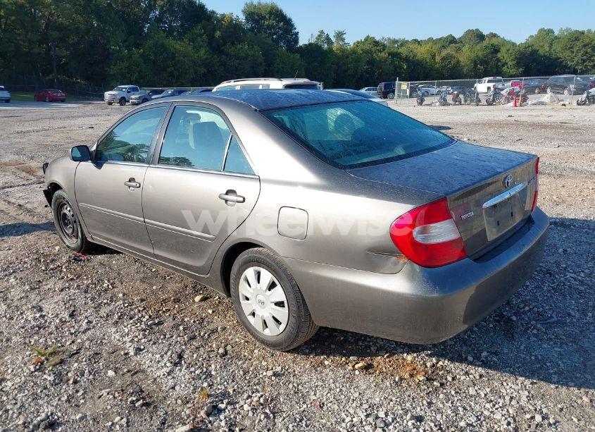 Photo 3 of 2002 Toyota Camry LE (VIN 4T1BE32K82U531707)