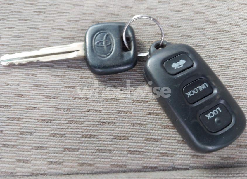 Photo 11 of 2003 Toyota Camry LE (VIN 4T1BE32K83U130112)