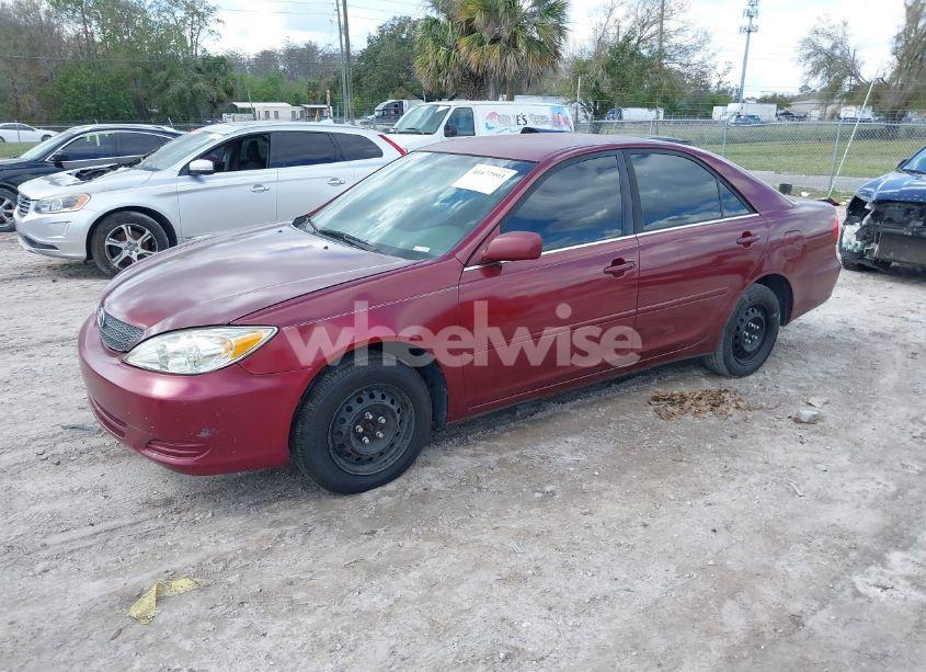 Photo 2 of 2003 Toyota Camry LE (VIN 4T1BE32K83U130112)