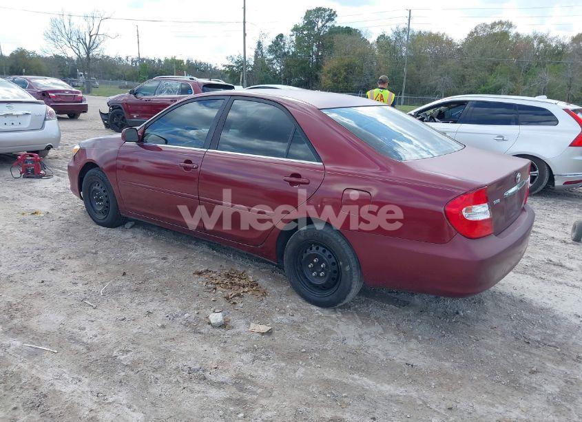 Photo 3 of 2003 Toyota Camry LE (VIN 4T1BE32K83U130112)