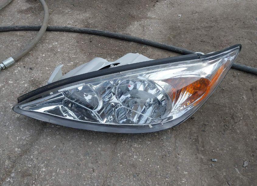 Photo 12 of 2003 Toyota Camry XLE (VIN 4T1BE32K83U130840)