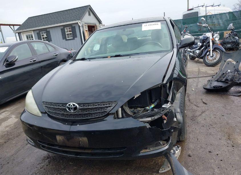 Photo 13 of 2003 Toyota Camry XLE (VIN 4T1BE32K83U130840)