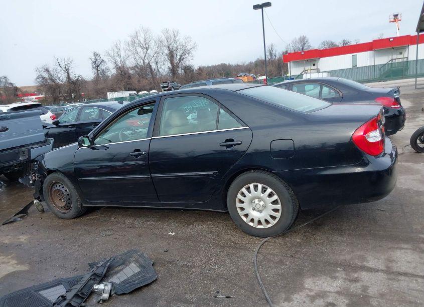 Photo 15 of 2003 Toyota Camry XLE (VIN 4T1BE32K83U130840)