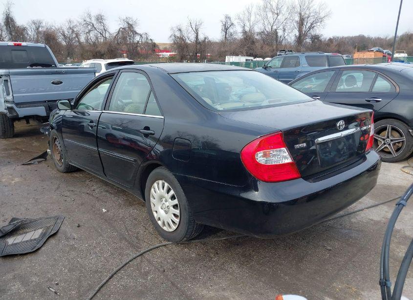 Photo 3 of 2003 Toyota Camry XLE (VIN 4T1BE32K83U130840)