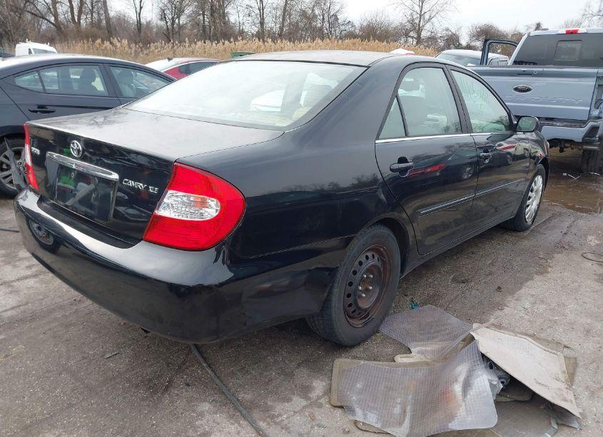 Photo 4 of 2003 Toyota Camry XLE (VIN 4T1BE32K83U130840)