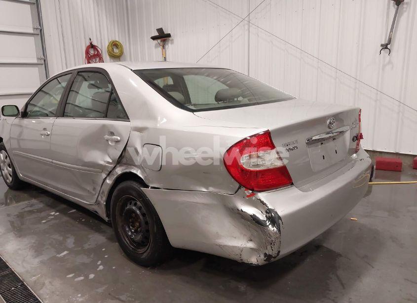 Photo 6 of 2003 Toyota Camry LE (VIN 4T1BE32K83U143166)