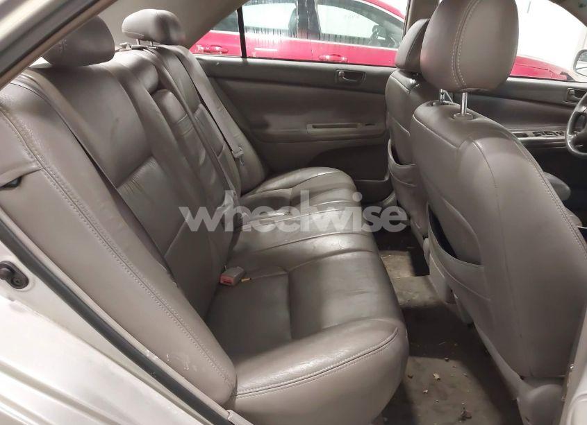 Photo 8 of 2003 Toyota Camry LE (VIN 4T1BE32K83U143166)