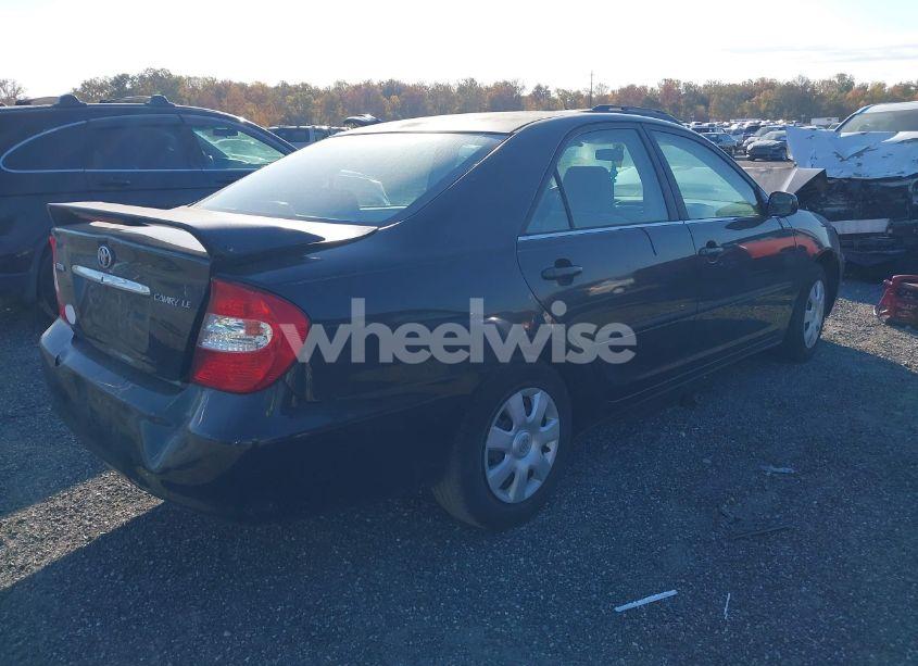 Photo 4 of 2003 Toyota Camry LE (VIN 4T1BE32K83U143393)