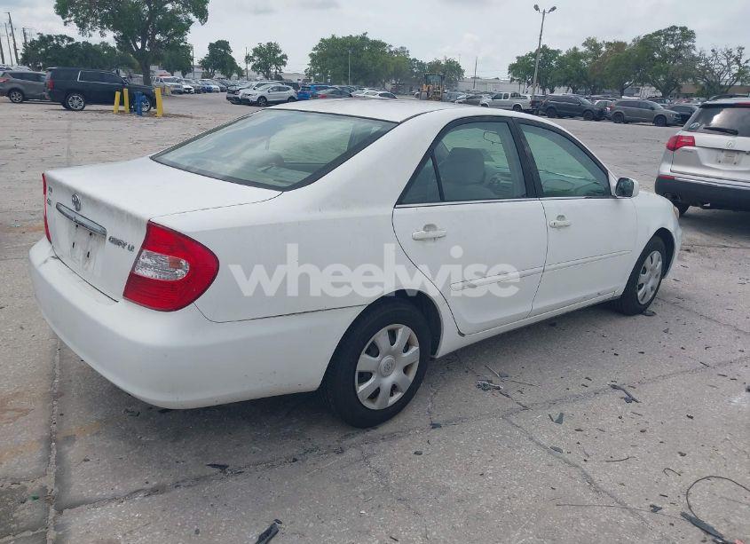 Photo 4 of 2003 Toyota Camry LE (VIN 4T1BE32K83U155950)