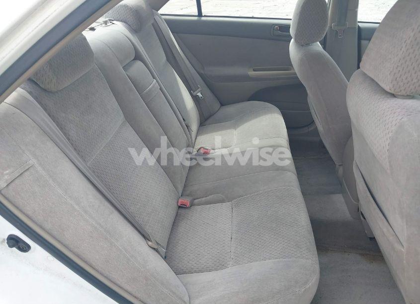 Photo 8 of 2003 Toyota Camry LE (VIN 4T1BE32K83U155950)