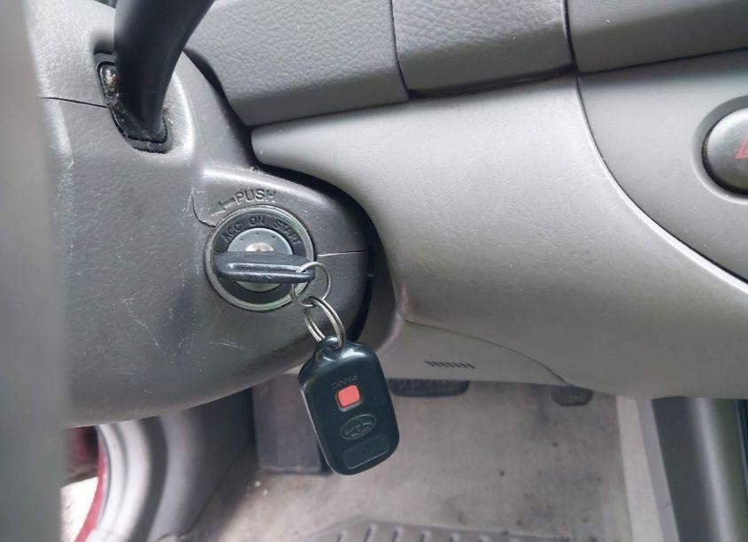 Photo 11 of 2003 Toyota Camry LE (VIN 4T1BE32K83U223602)