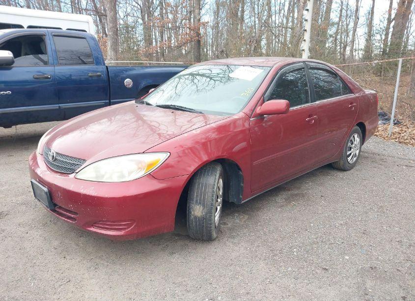 Photo 2 of 2003 Toyota Camry LE (VIN 4T1BE32K83U223602)