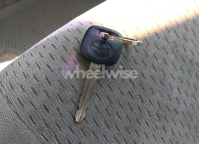 Photo 11 of 2003 Toyota Camry LE (VIN 4T1BE32K83U231490)
