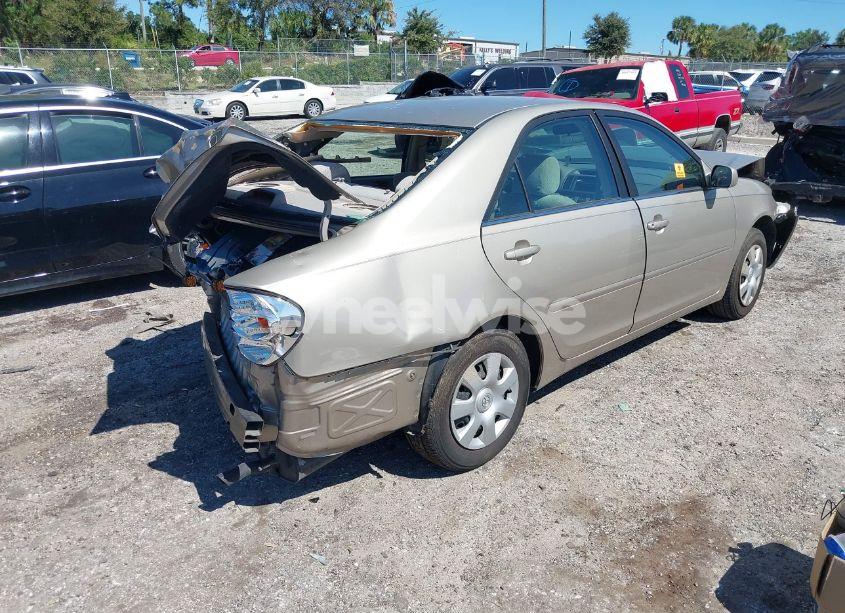 Photo 4 of 2003 Toyota Camry LE (VIN 4T1BE32K83U231490)