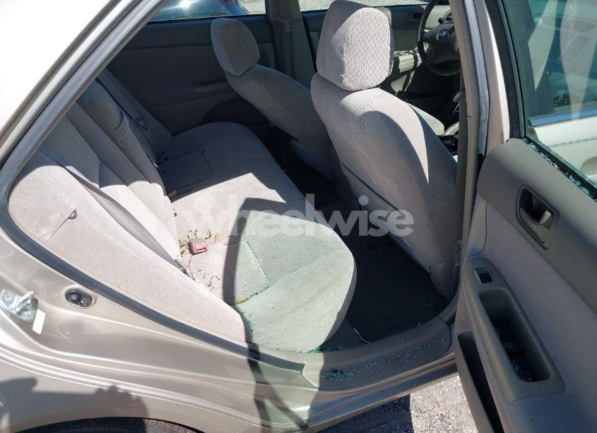 Photo 8 of 2003 Toyota Camry LE (VIN 4T1BE32K83U231490)