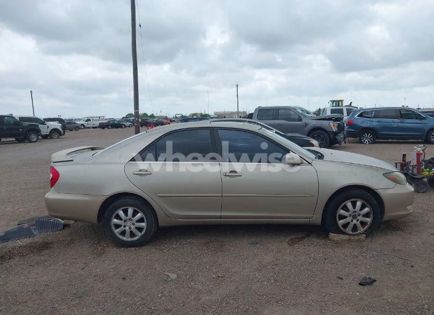 Photo 13 of 2003 Toyota Camry SE (VIN 4T1BE32K83U243932)