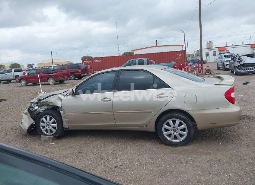 Photo 14 of 2003 Toyota Camry SE (VIN 4T1BE32K83U243932)