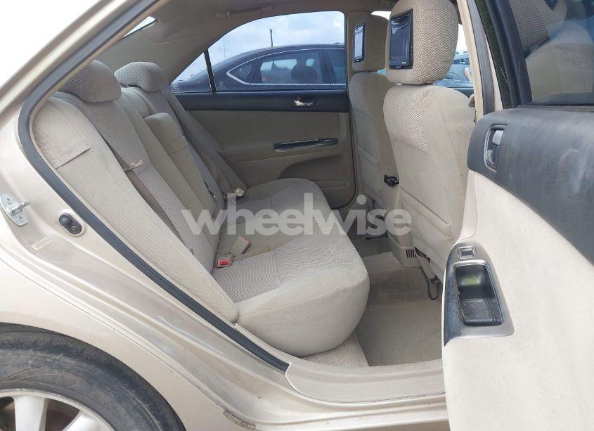 Photo 8 of 2003 Toyota Camry SE (VIN 4T1BE32K83U243932)