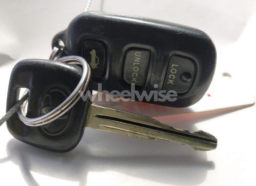 Photo 11 of 2003 Toyota Camry LE (VIN 4T1BE32K83U649547)