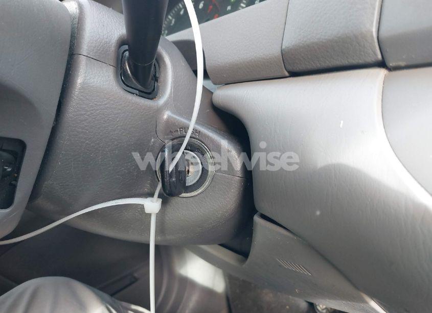 Photo 11 of 2003 Toyota Camry LE (VIN 4T1BE32K83U671189)