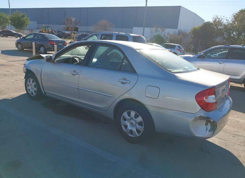 Photo 3 of 2003 Toyota Camry LE (VIN 4T1BE32K83U676327)