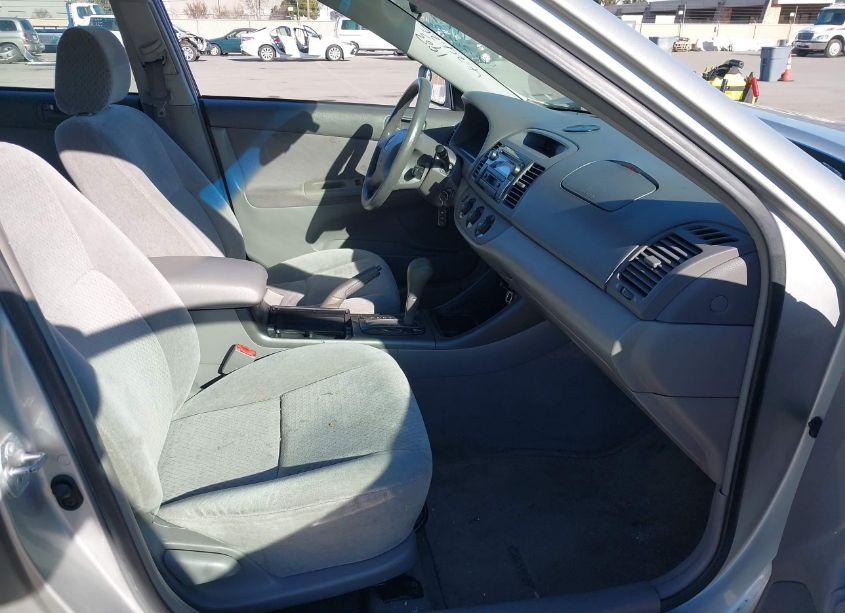 Photo 5 of 2003 Toyota Camry LE (VIN 4T1BE32K83U676327)