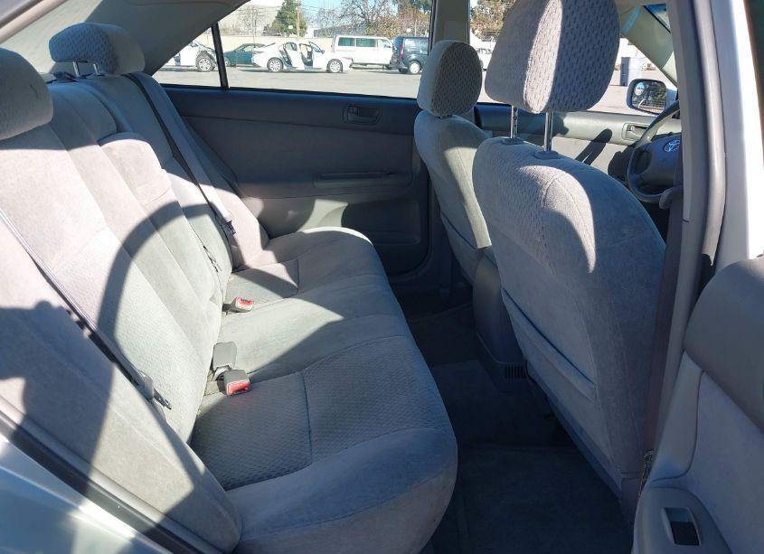 Photo 8 of 2003 Toyota Camry LE (VIN 4T1BE32K83U676327)