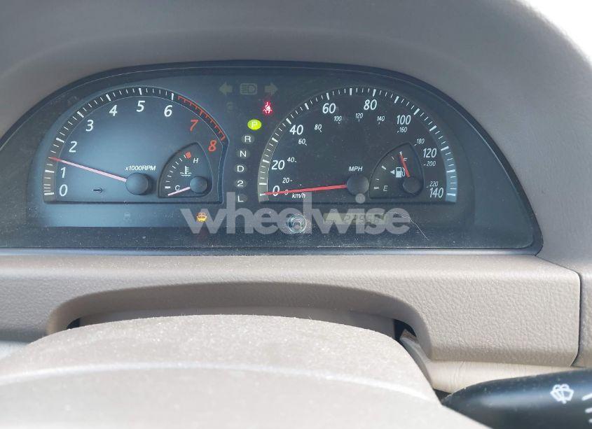 Photo 7 of 2003 Toyota Camry LE (VIN 4T1BE32K83U712257)