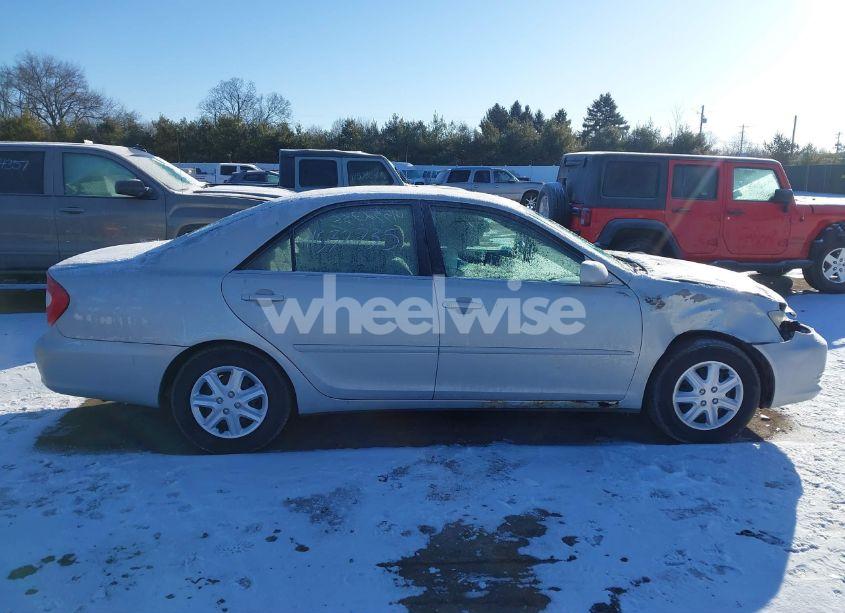 Photo 14 of 2003 Toyota Camry LE (VIN 4T1BE32K83U732220)