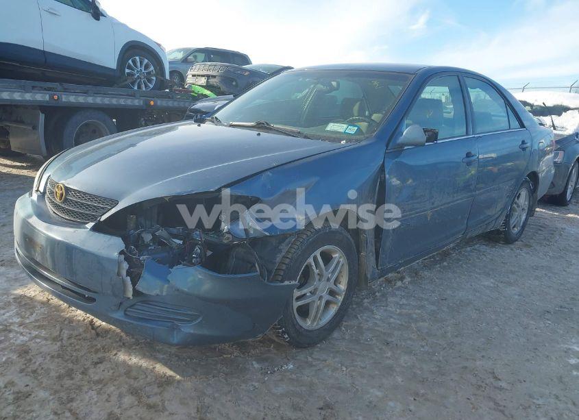 Photo 2 of 2003 Toyota Camry LE (VIN 4T1BE32K83U741337)