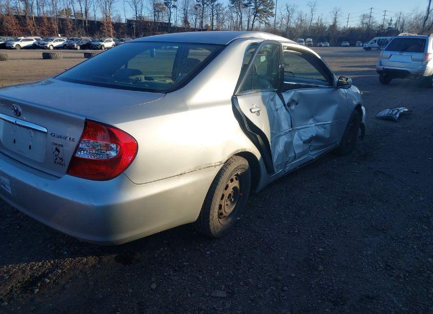 Photo 4 of 2003 Toyota Camry (VIN 4T1BE32K83U745467)