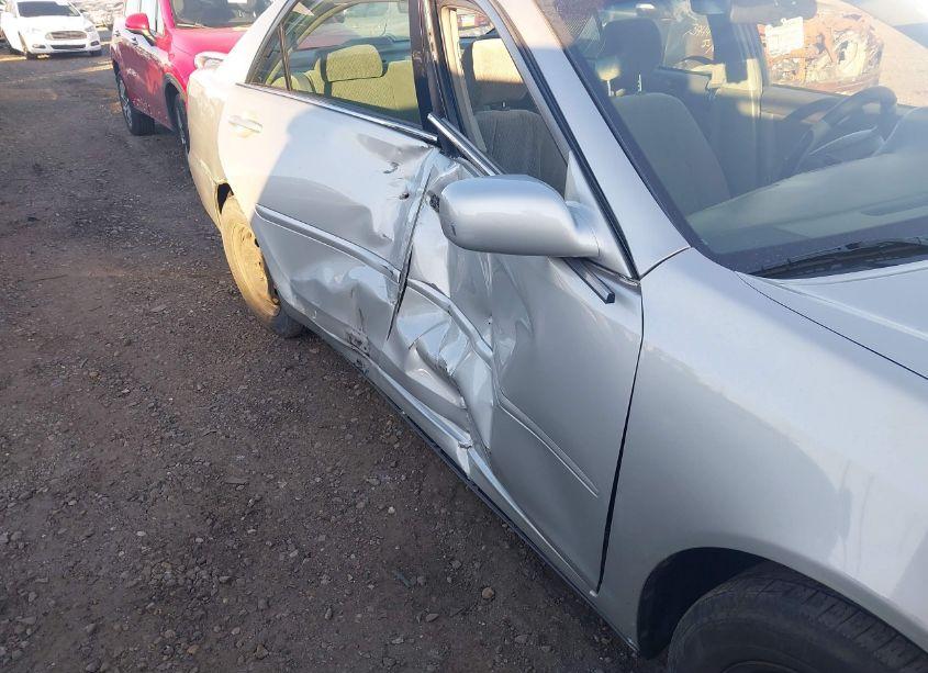 Photo 6 of 2003 Toyota Camry (VIN 4T1BE32K83U745467)