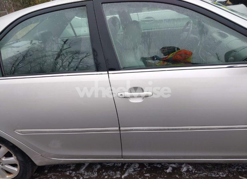 Photo 13 of 2003 Toyota Camry XLE (VIN 4T1BE32K83U750197)