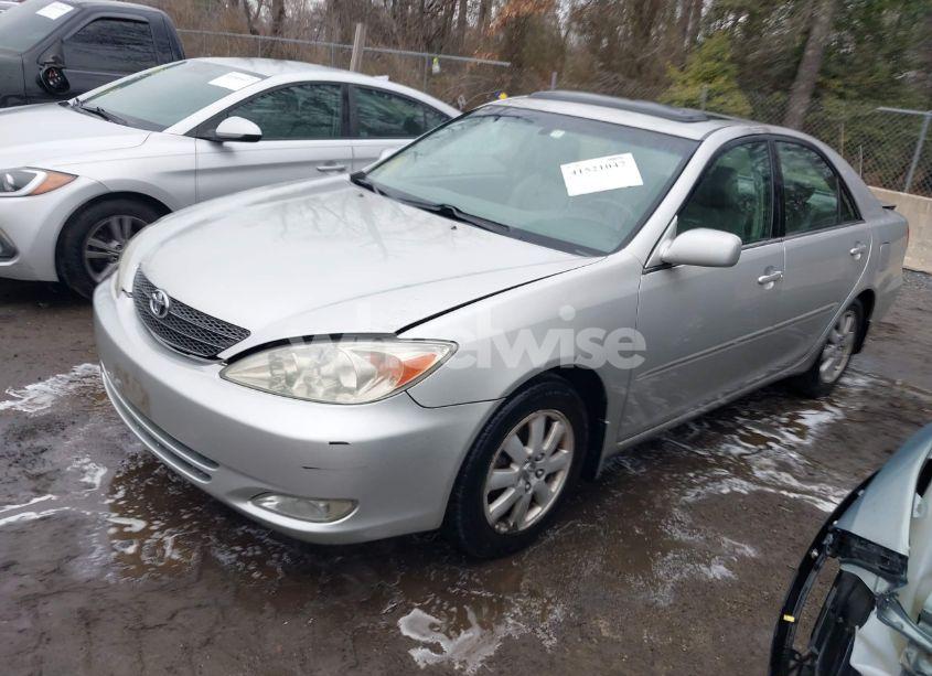 Photo 2 of 2003 Toyota Camry XLE (VIN 4T1BE32K83U750197)
