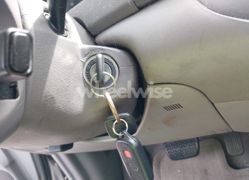 Photo 11 of 2003 Toyota Camry LE (VIN 4T1BE32K83U753455)