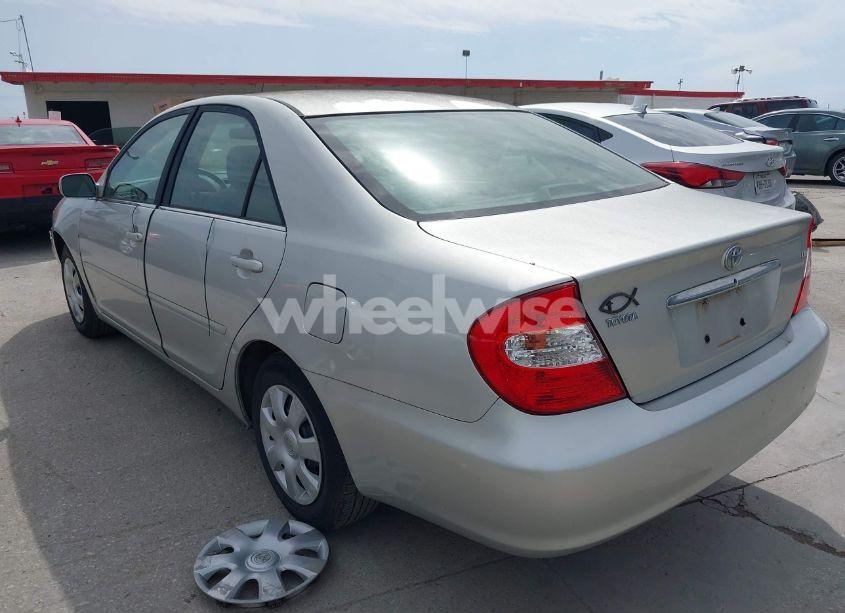 Photo 3 of 2003 Toyota Camry LE (VIN 4T1BE32K83U753455)