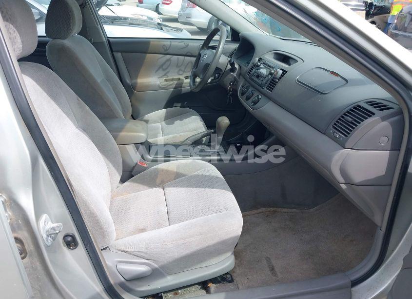 Photo 5 of 2003 Toyota Camry LE (VIN 4T1BE32K83U753455)