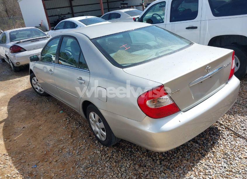 Photo 3 of 2003 Toyota Camry LE (VIN 4T1BE32K83U785662)