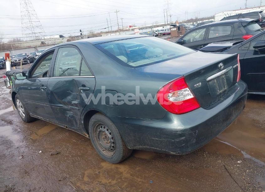 Photo 3 of 2004 Toyota Camry LE (VIN 4T1BE32K84U281243)