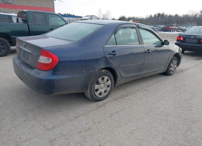 Photo 4 of 2004 Toyota Camry LE (VIN 4T1BE32K84U286054)