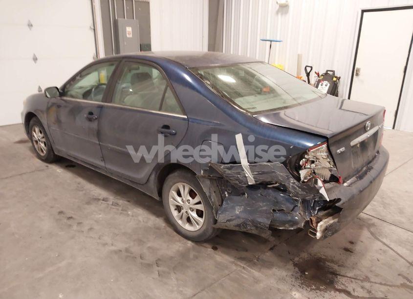 Photo 3 of 2004 Toyota Camry LE (VIN 4T1BE32K84U286572)