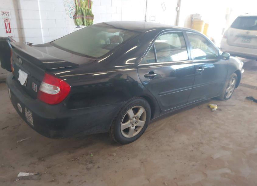 Photo 4 of 2004 Toyota Camry SE (VIN 4T1BE32K84U287043)