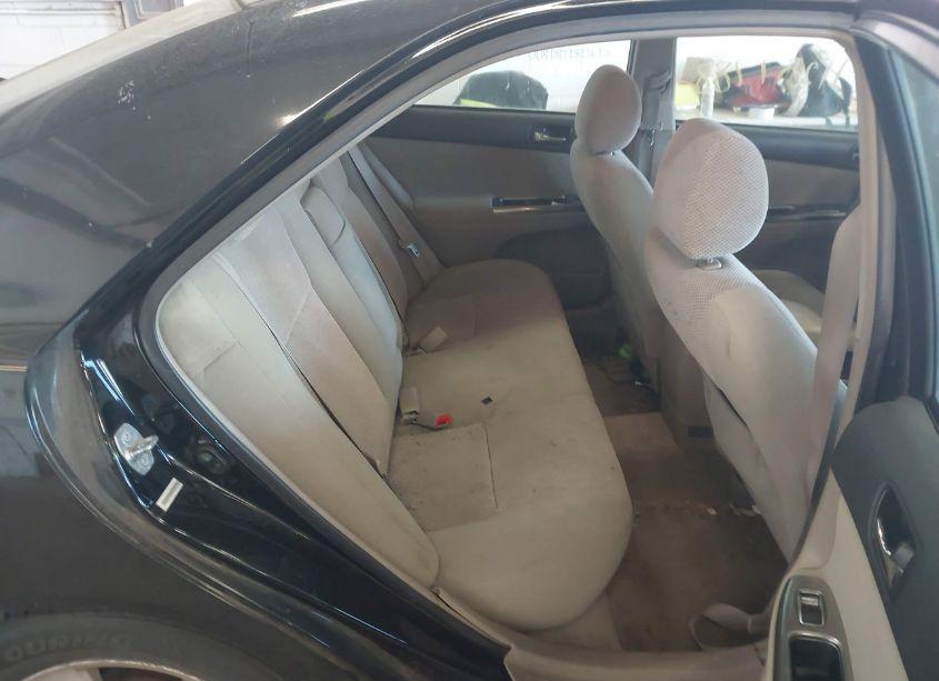 Photo 8 of 2004 Toyota Camry SE (VIN 4T1BE32K84U287043)