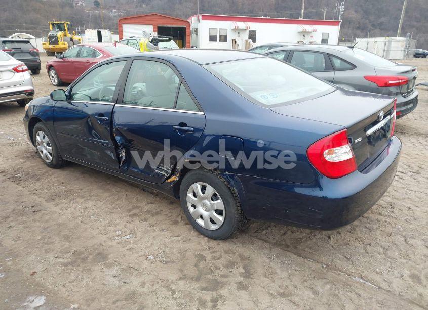 Photo 3 of 2004 Toyota Camry LE (VIN 4T1BE32K84U296728)