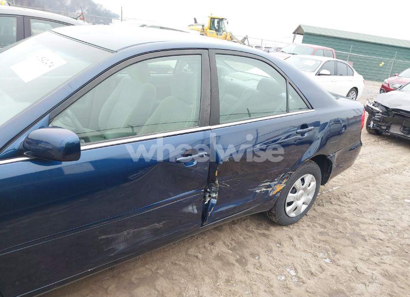 Photo 6 of 2004 Toyota Camry LE (VIN 4T1BE32K84U296728)