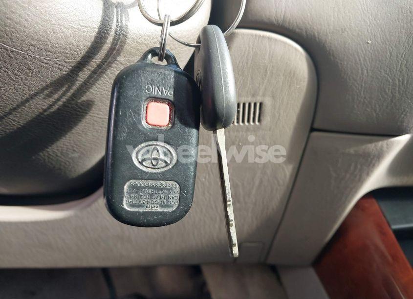 Photo 11 of 2004 Toyota Camry XLE (VIN 4T1BE32K84U306030)