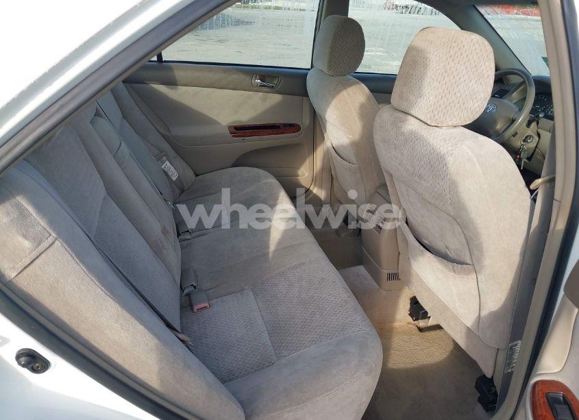 Photo 8 of 2004 Toyota Camry XLE (VIN 4T1BE32K84U306030)