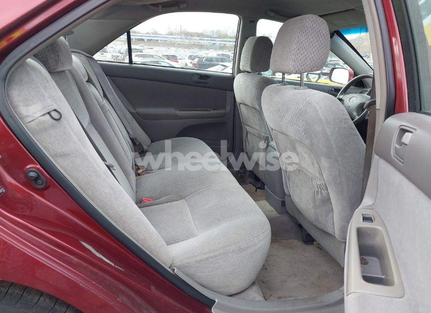 Photo 8 of 2004 Toyota Camry LE (VIN 4T1BE32K84U307551)